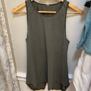 Lululemon tank top